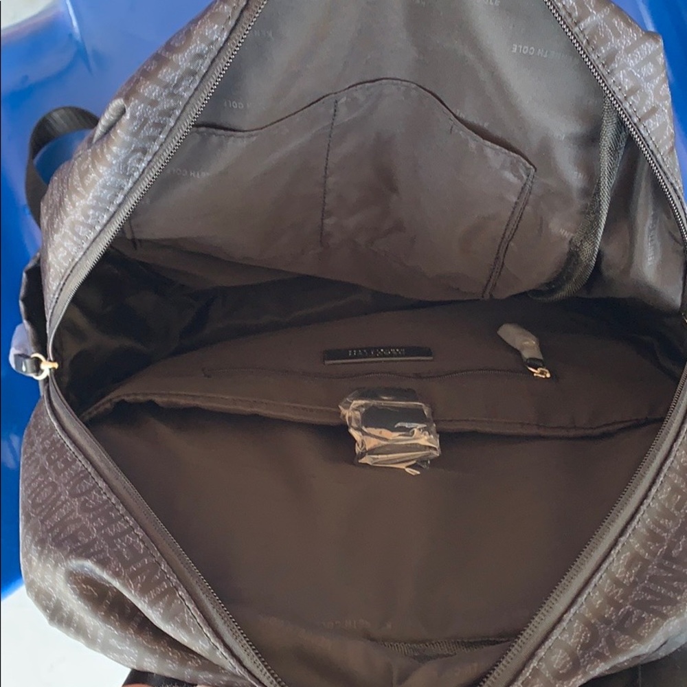 Backpack - Picture 11 of 12